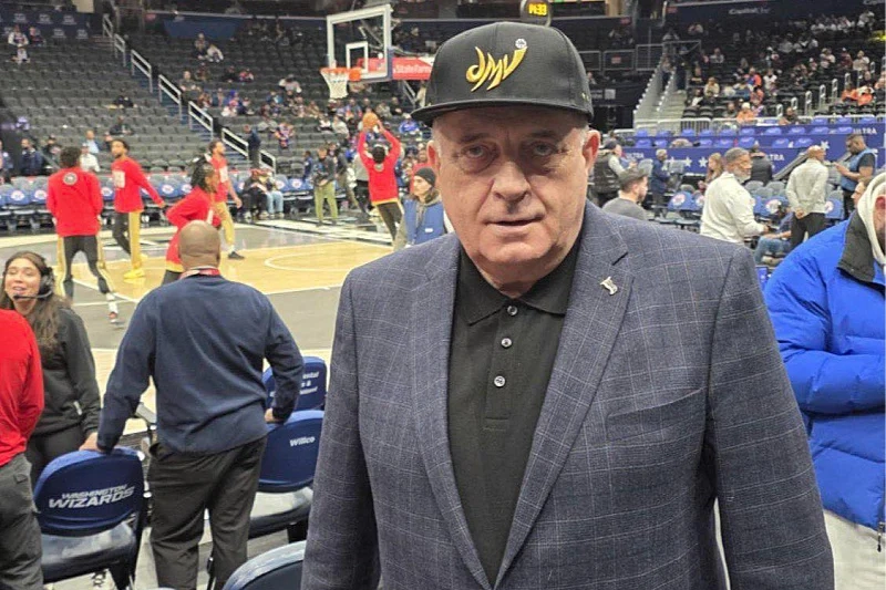 Dodik stigao u Washington pa otišao pogledati NBA utakmicu